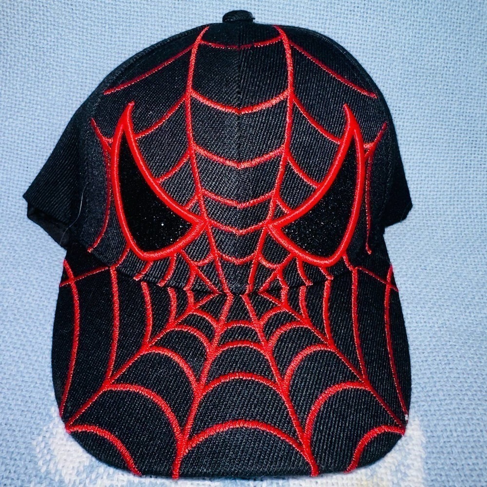 NWOT Spider-Man Eyes Web Embroidered Adjustable Boys Baseball Cap